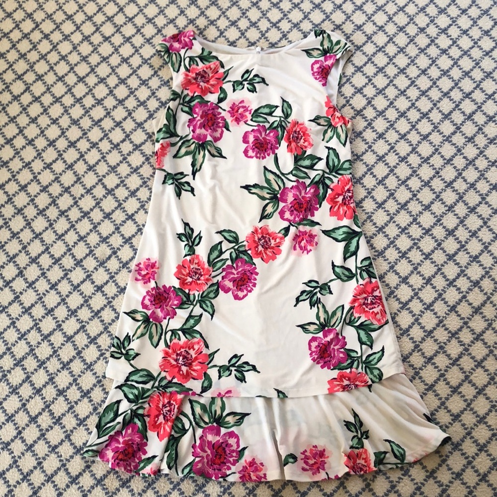 Eliza J beautiful dress